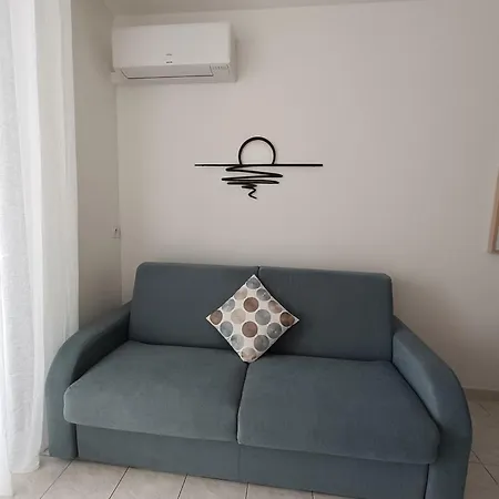 Apartment Le Petit Graulen Le Grau-du-Roi